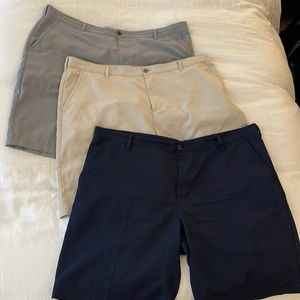 Three pairs IZOD golf shorts, size 44